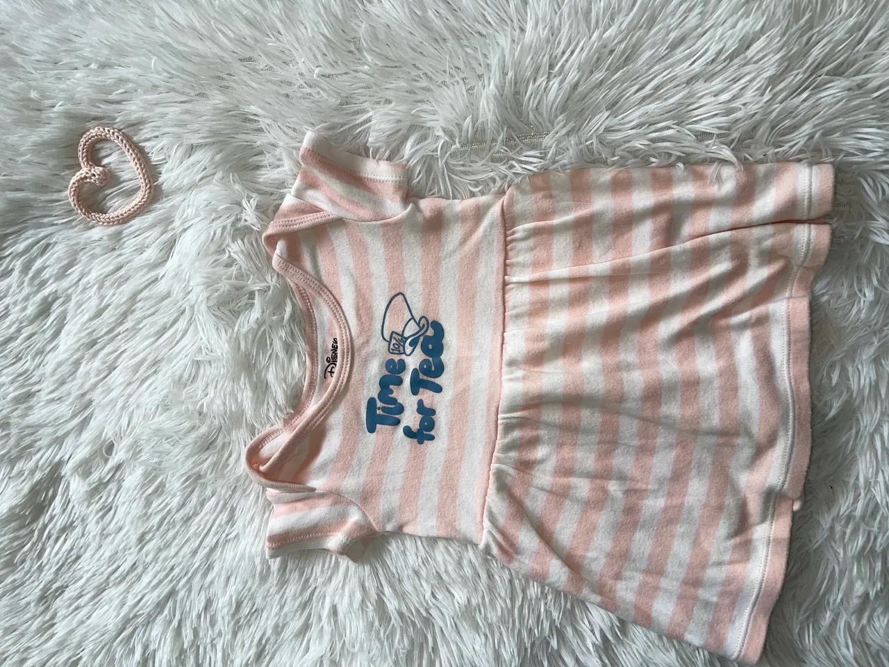 Roupa de bebê em perfeito estado 