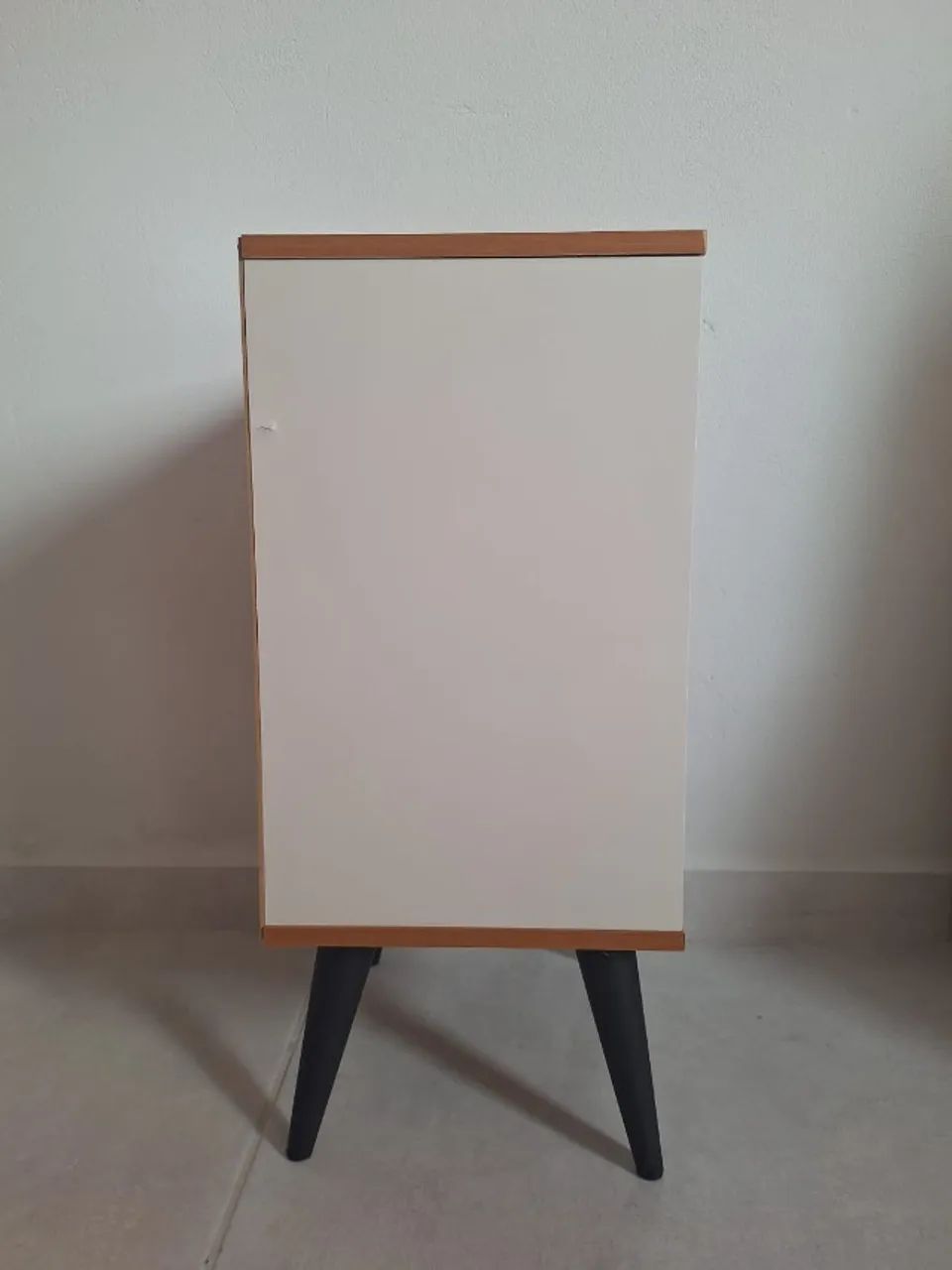 Vendo mesa de cabeceira (acabou de ser montada) - Foto 3