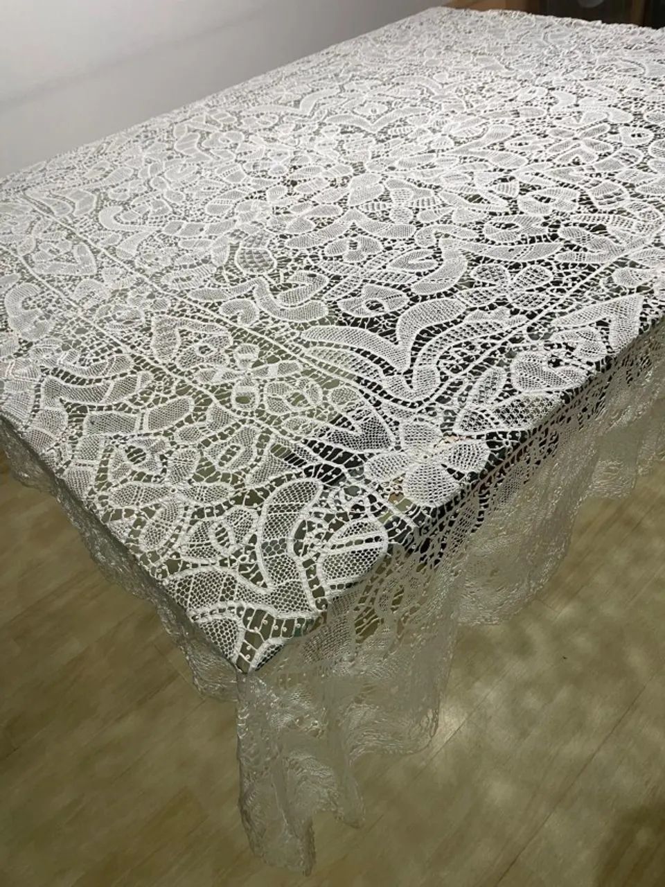 Toalha de mesa quadrada em Renascença