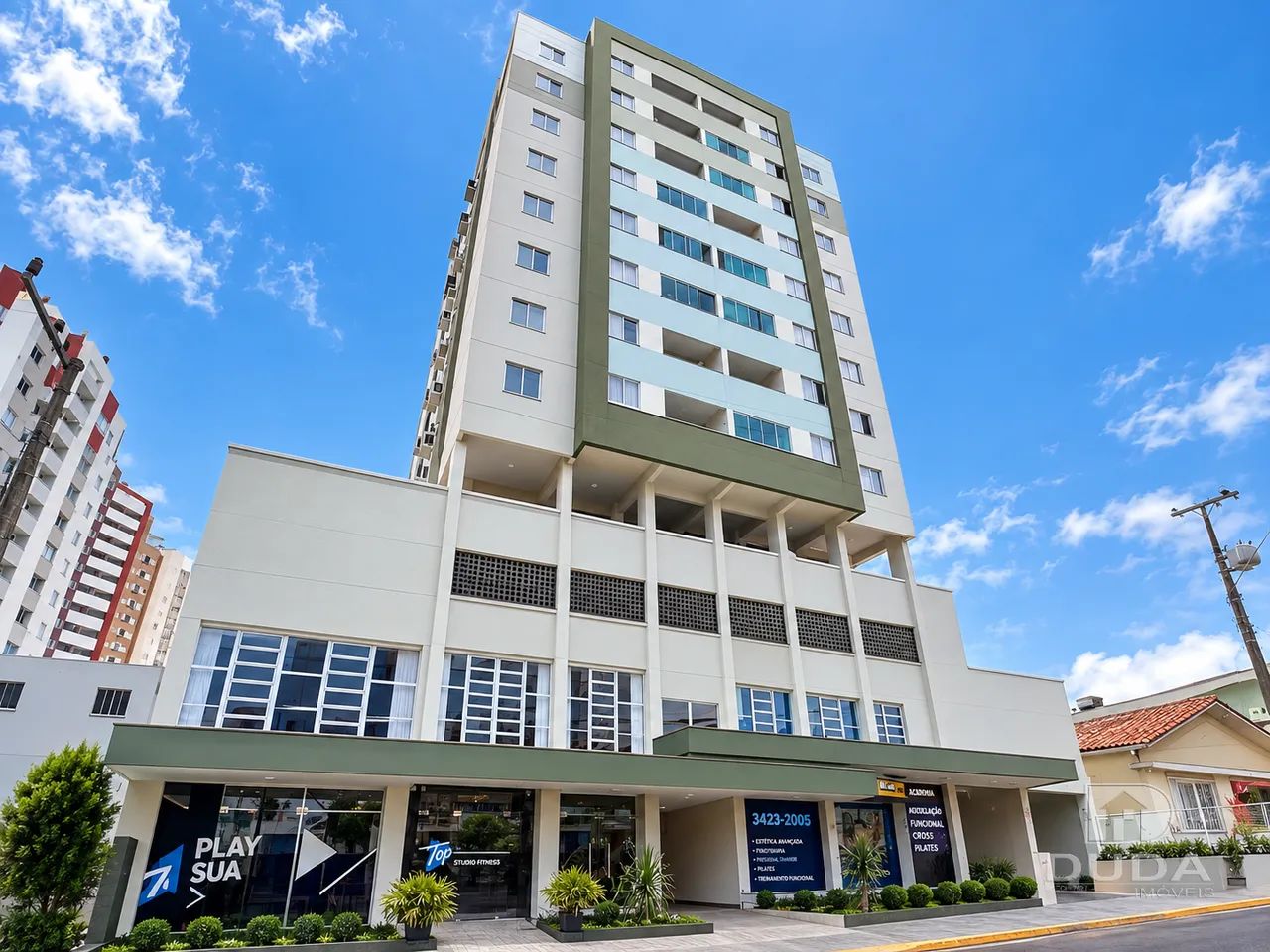 APARTAMENTO MOBILIADO