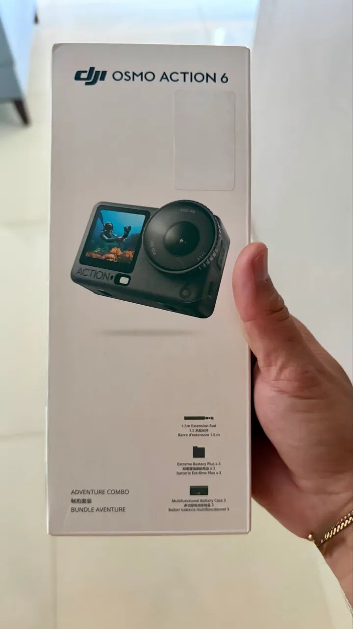 Câmera DJI Osmo Action 6 Adventure Combo Nova