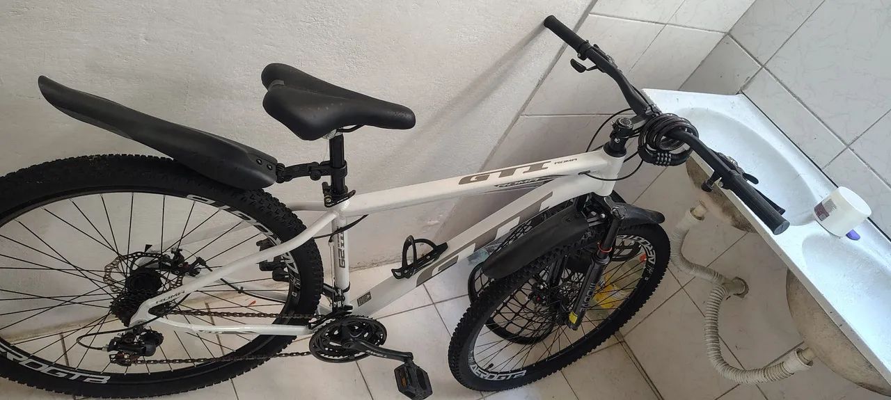 Vendo bicicleta aro 29  - Foto 2