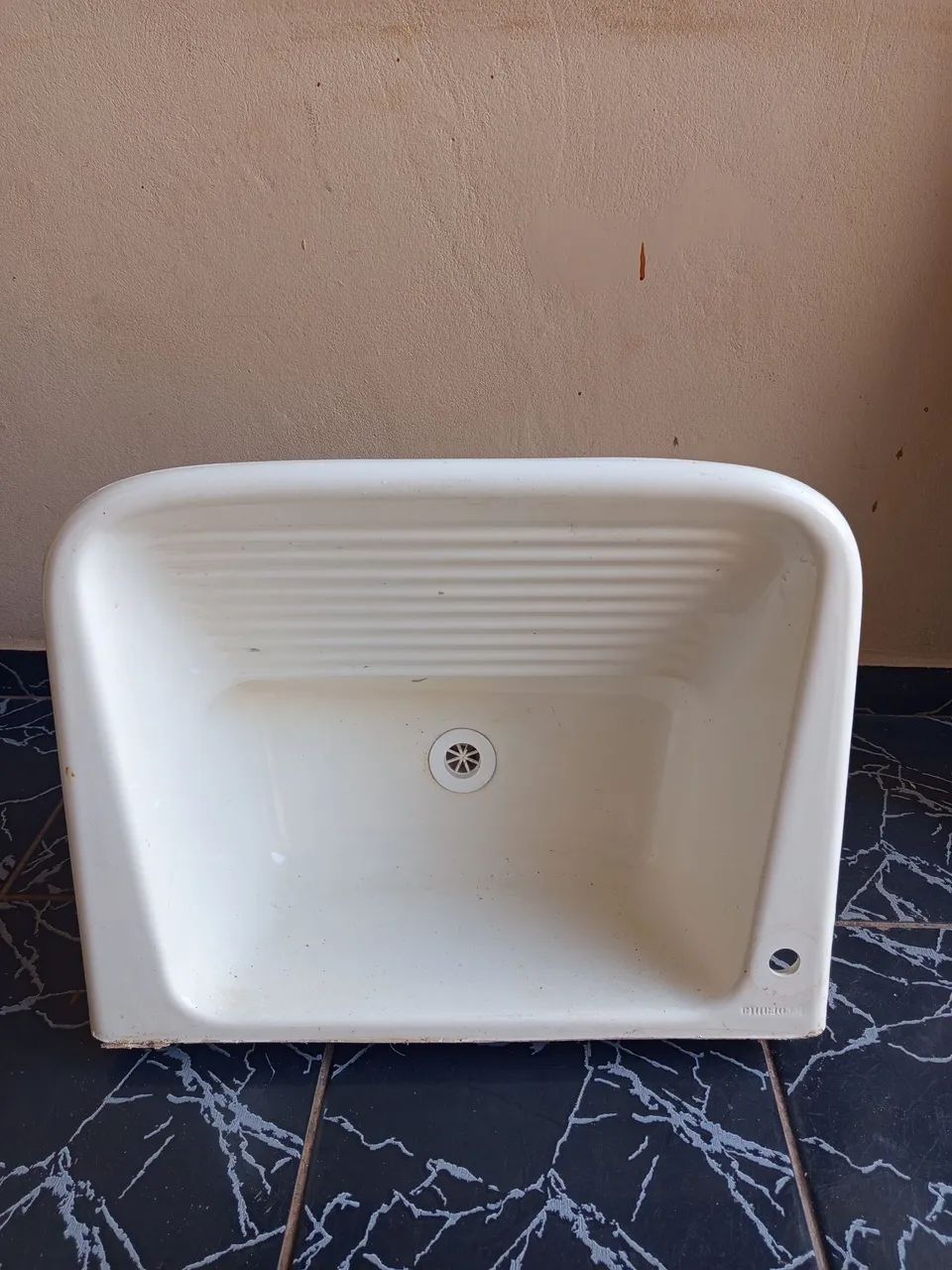 Tanque de lavar roupa 