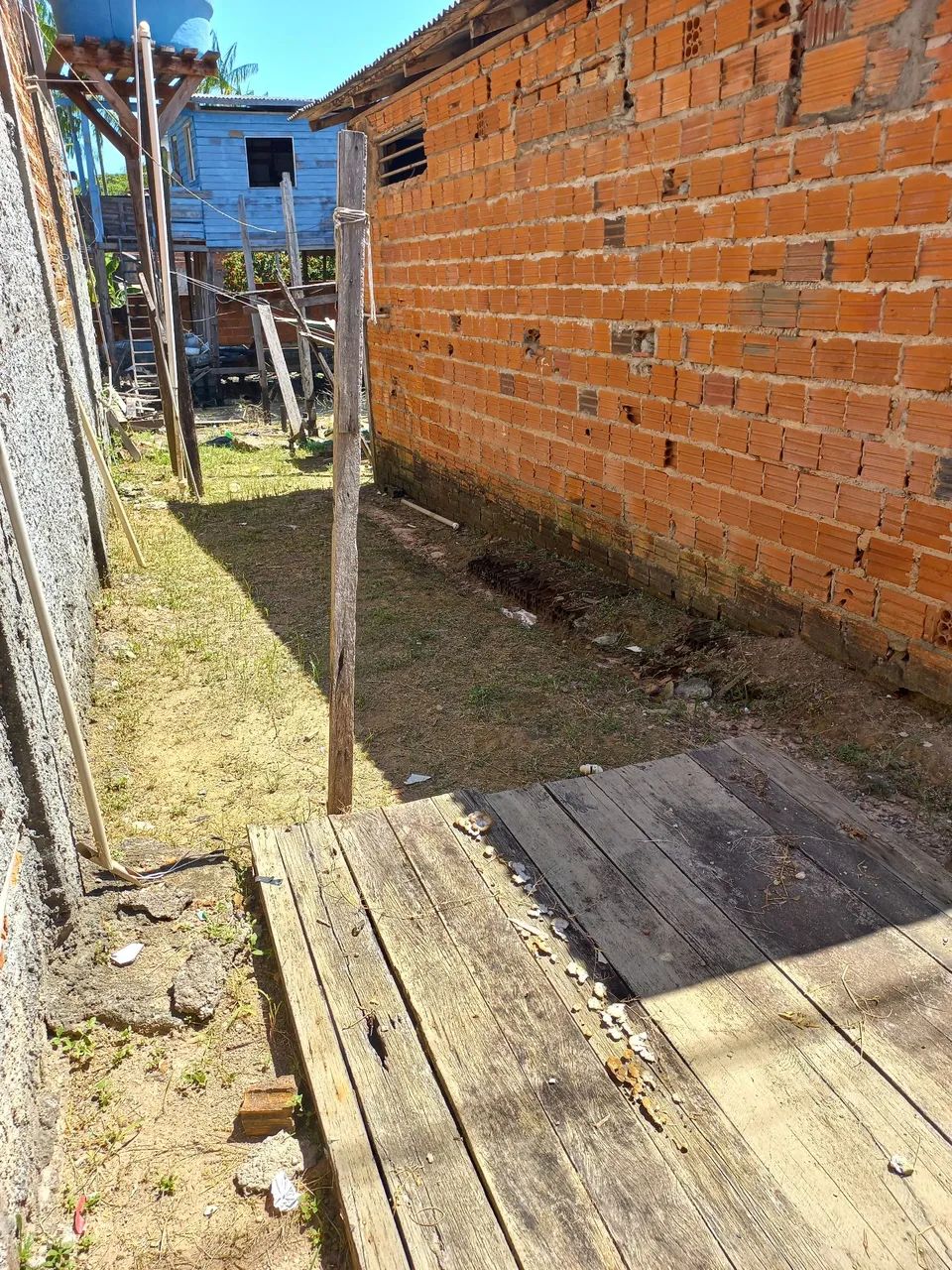Vende-se casa no Bairro Pedrinhas  - Foto 5