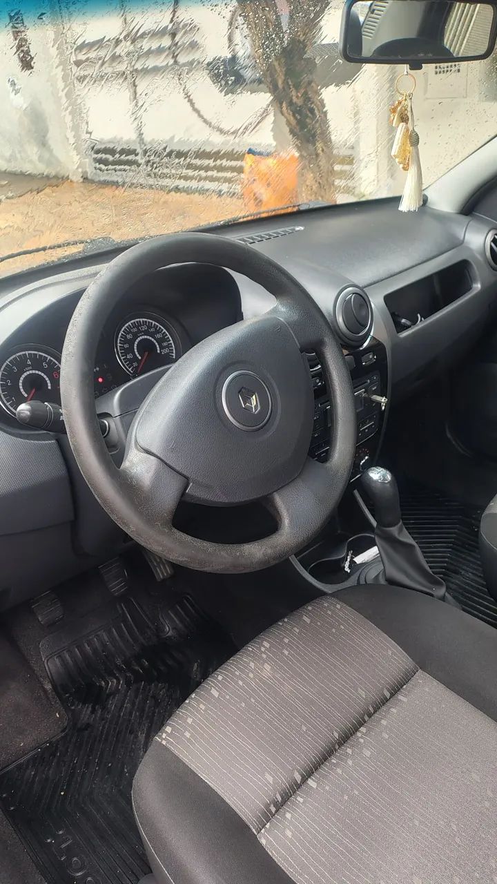Renault Logan Expression Hi-flex 1.6 8V 4P 2012 - Foto 4
