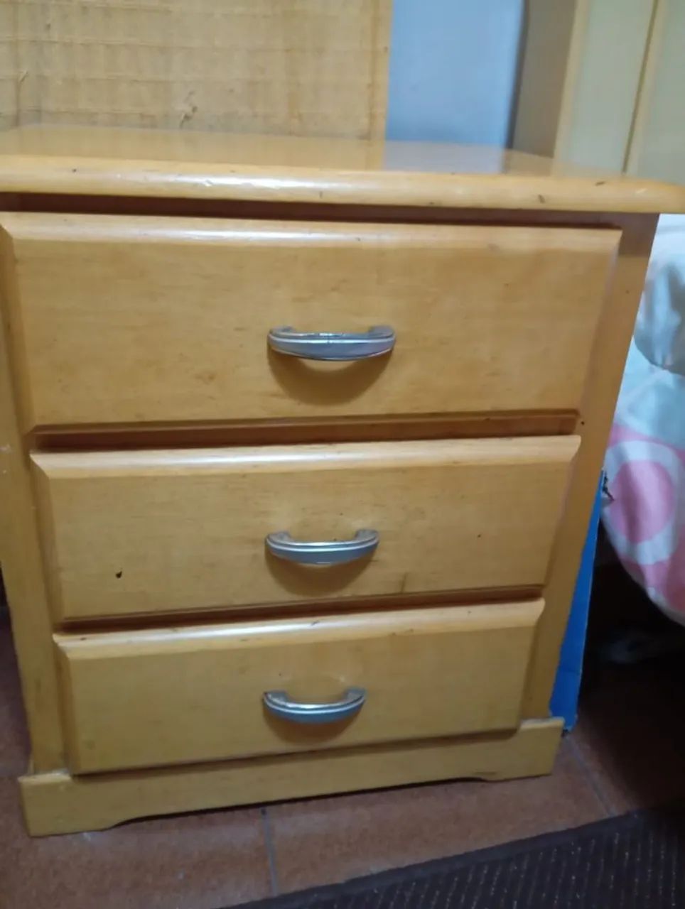 Kit guarda roupa de Solteiro + Mesinha de cabeceira - Foto 4