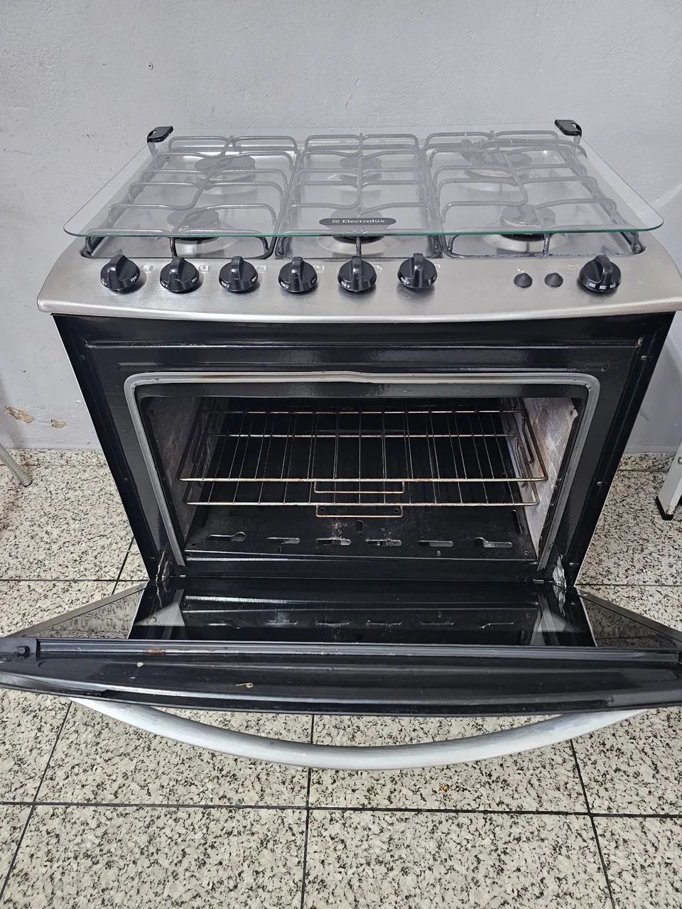 Fogão de Piso Electrolux de 6 bocas  - Foto 3