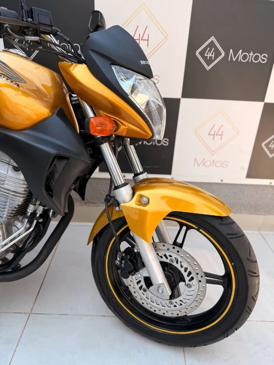Honda CB 300R 2011 - Foto 4
