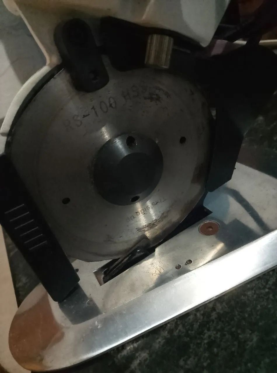 Máquina de Cortar Tecido438562217022597122