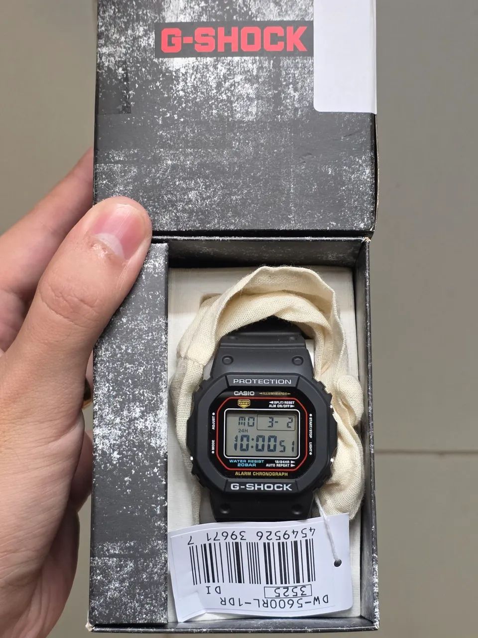 Relógio Casio G-shock Dw-5600rl-1dr - Foto 2