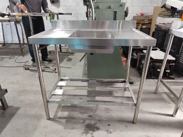 Pia Industrial em Inox 1,10x0,60x0,90 com 1 Bojo Central  - Foto 3