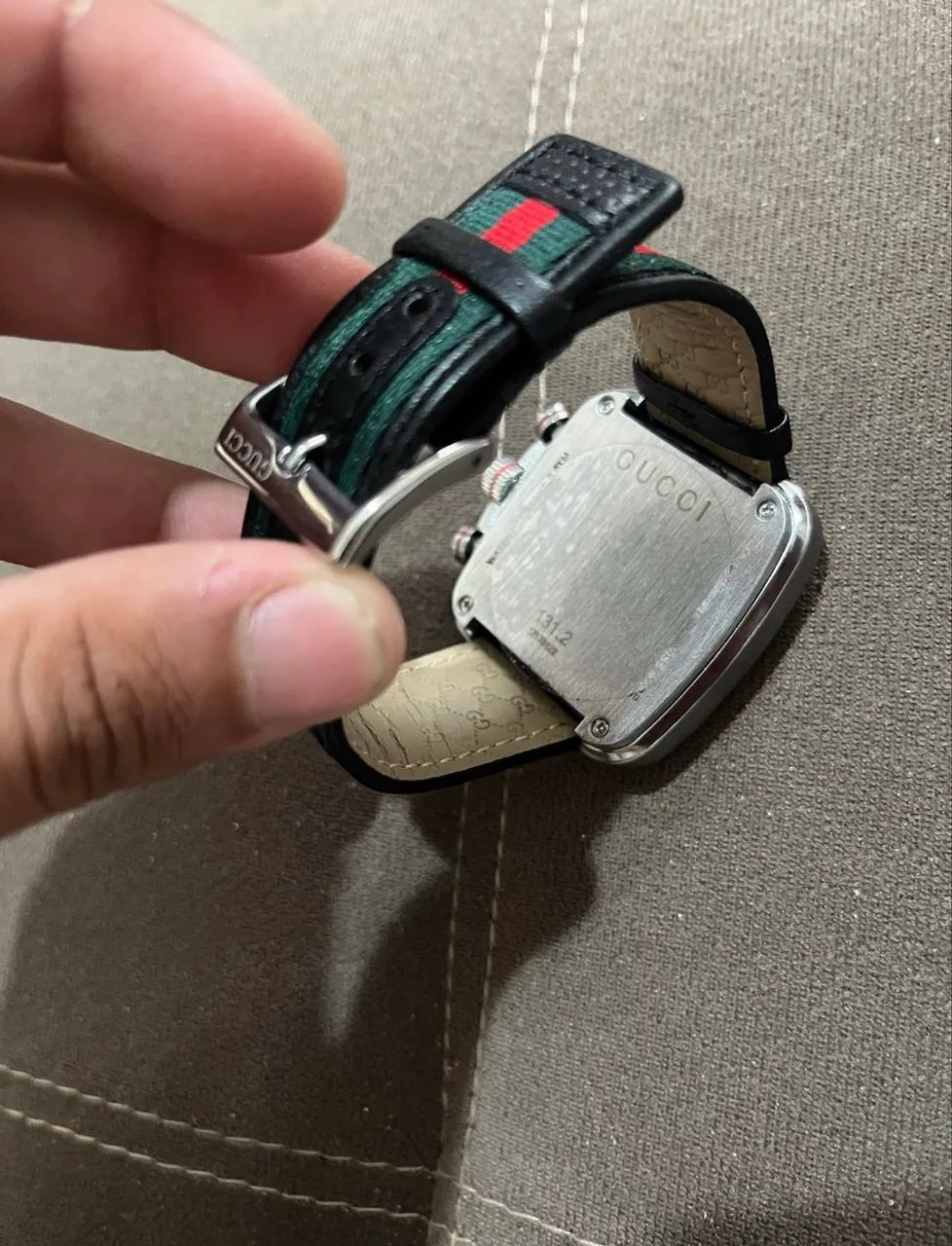 Relógio Gucci