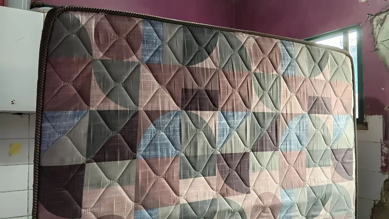 Vendo uma cama de casal ou troco em um celular número pra contato * - Foto 2