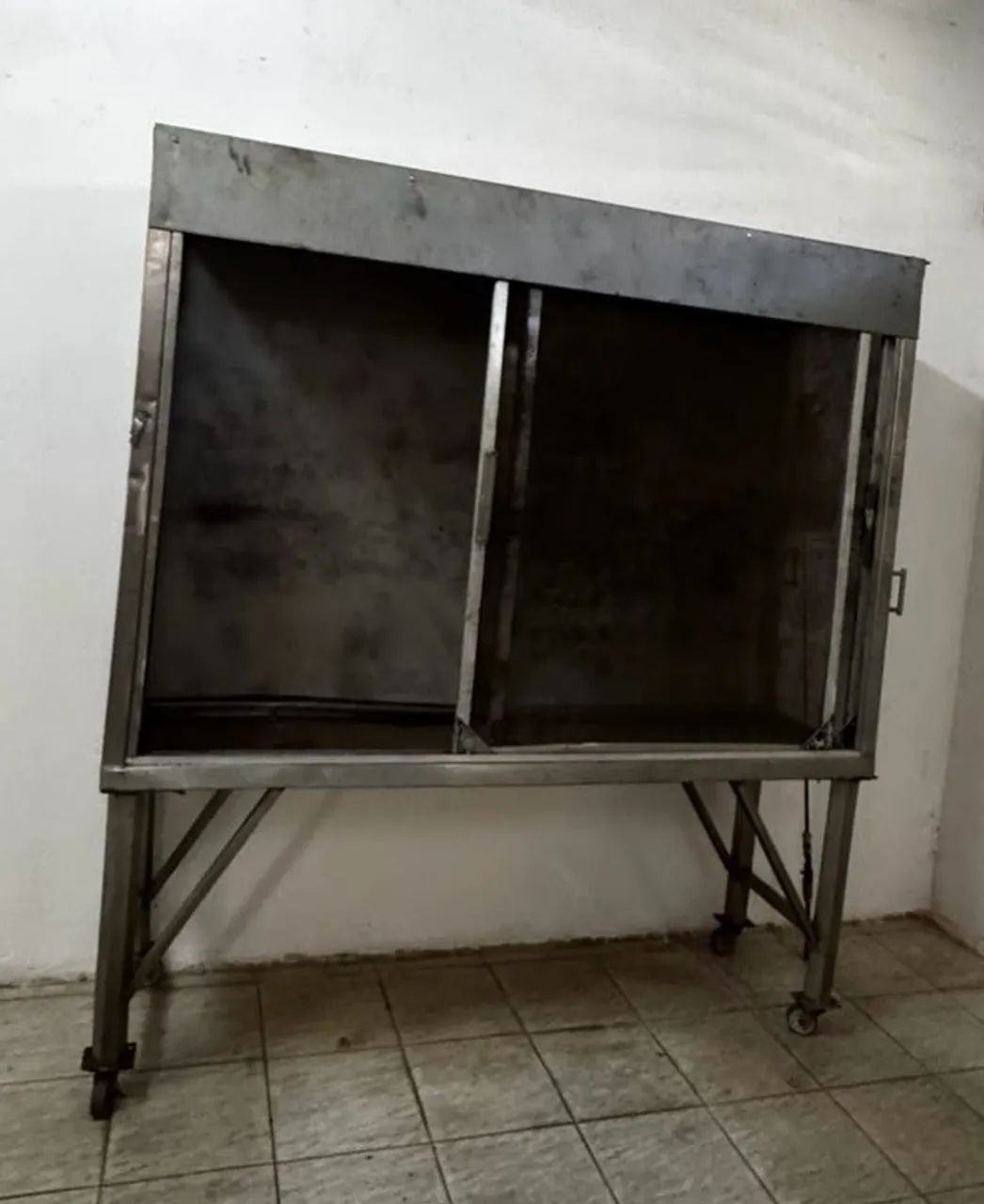 Expositor carne de sol 2m em inox 