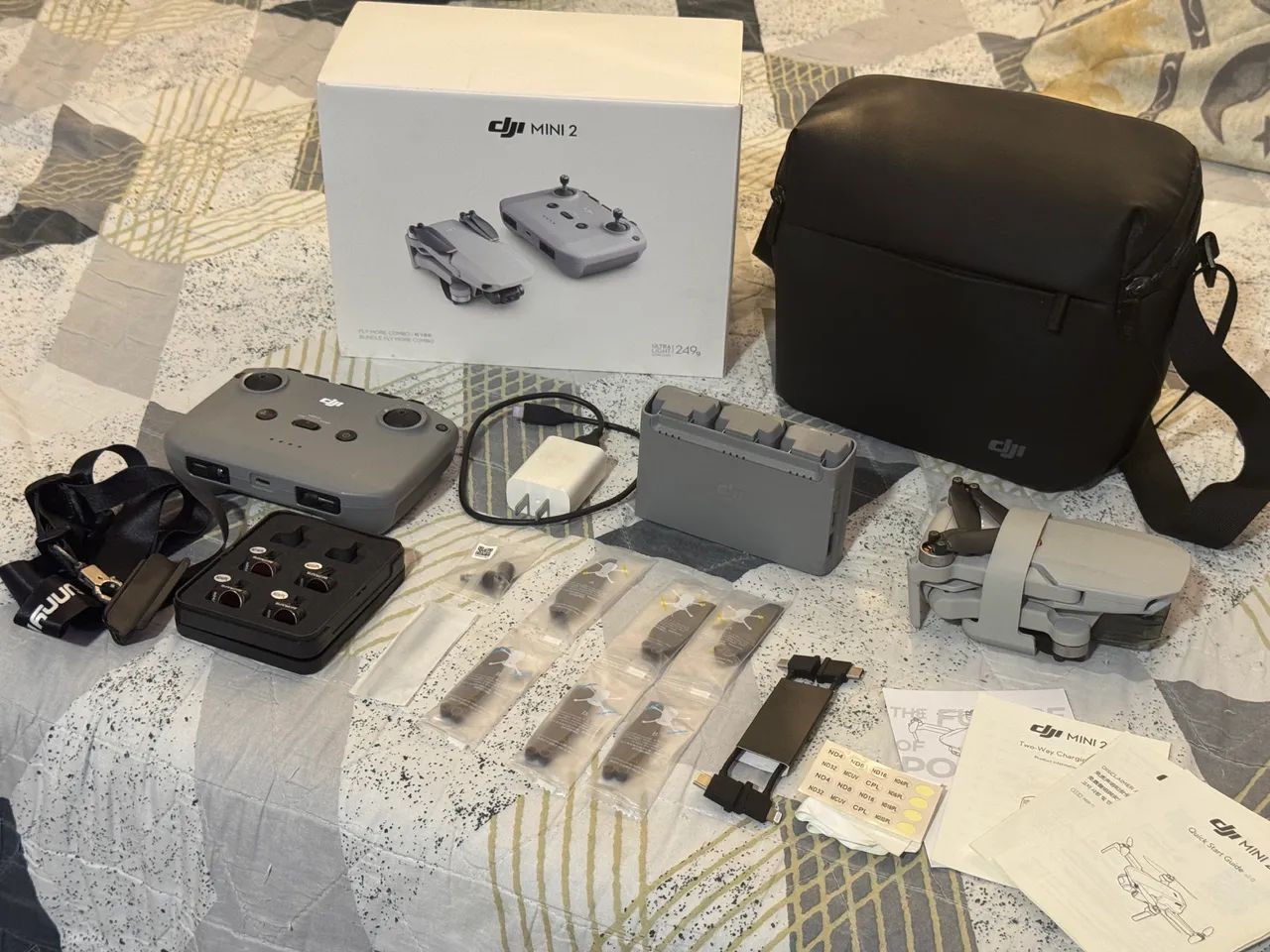 Drone DJI Mini 2 Fly More combo - Muito novo, completo + acessórios - Foto 2