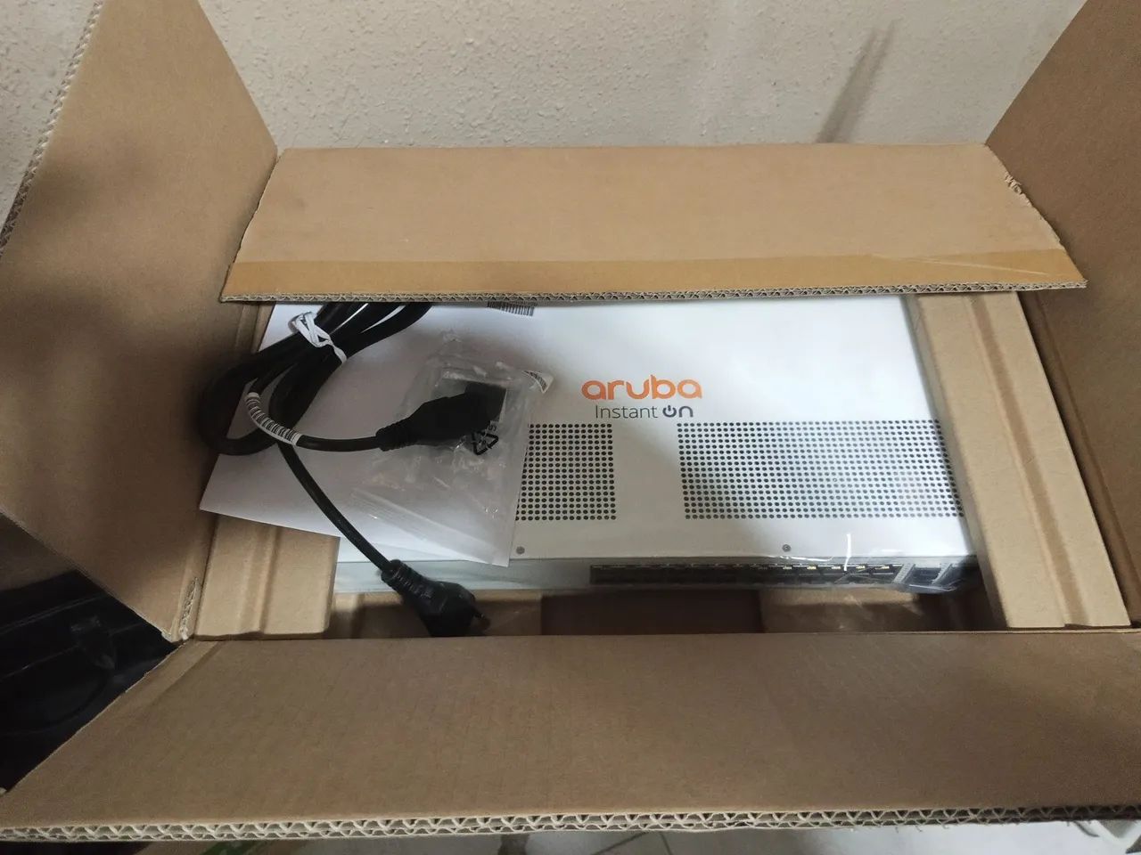 NETWORK SWITCH ARUBA - Foto 4