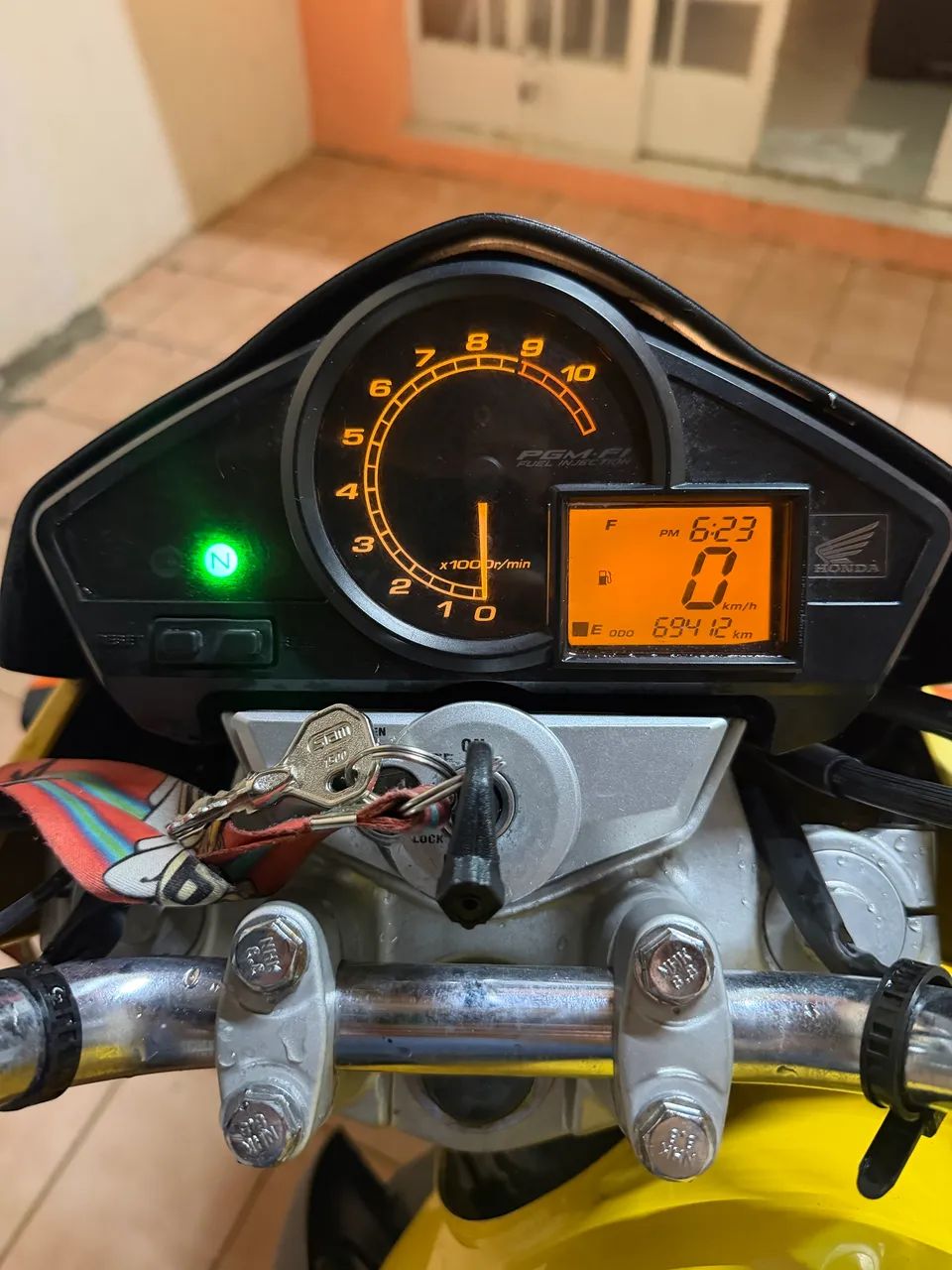 CB300 - aceita veículo de menor valor + volta - Foto 5
