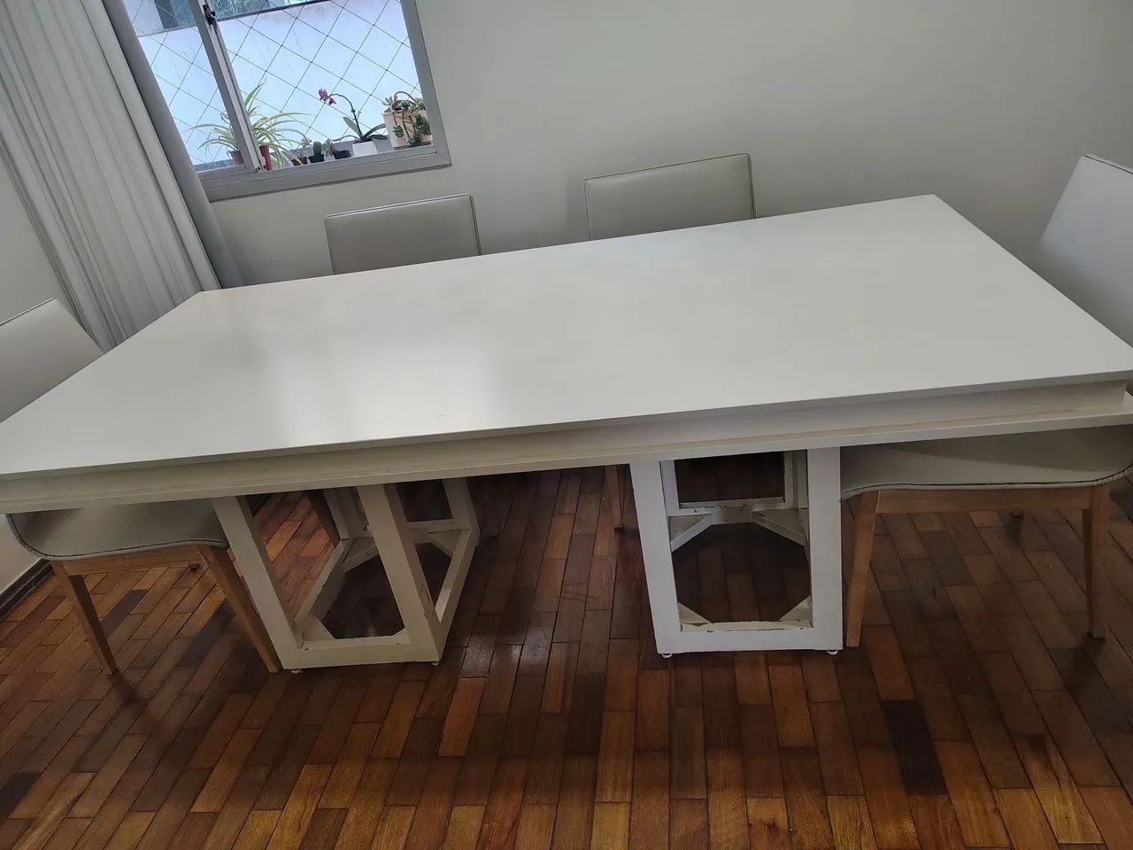 Conjunto de mesa e 6 cadeiras em madeira maciça  - Foto 3