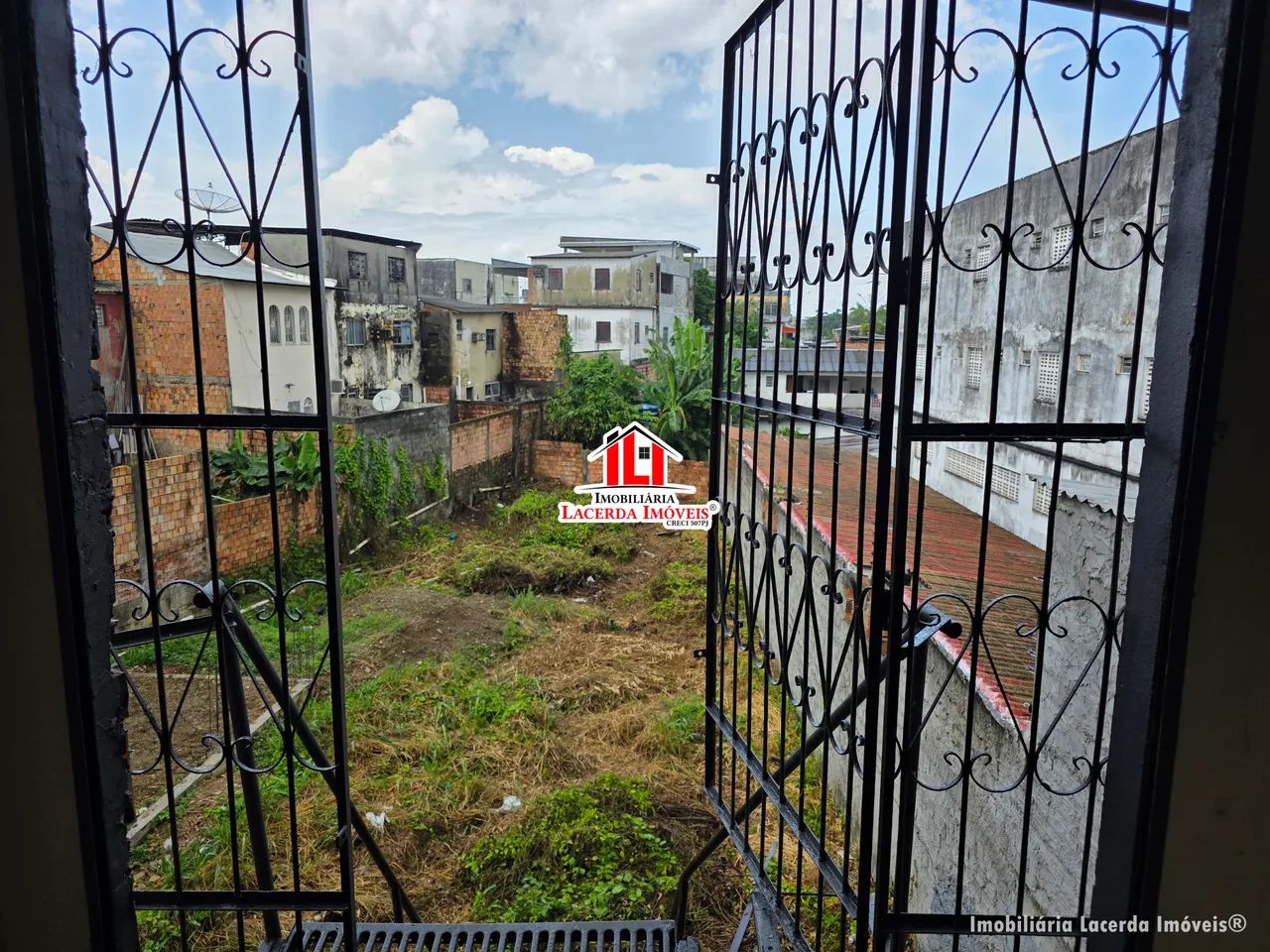 Terreno 552m² com Edificação 132m² na Av. Constantino Nery - Foto 4