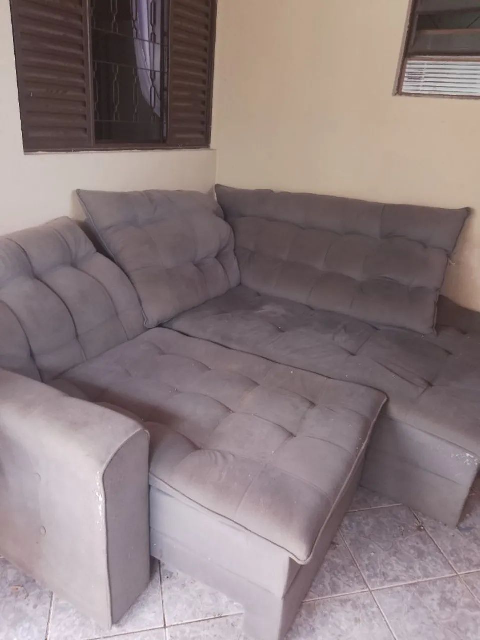 Sofá retrátil 