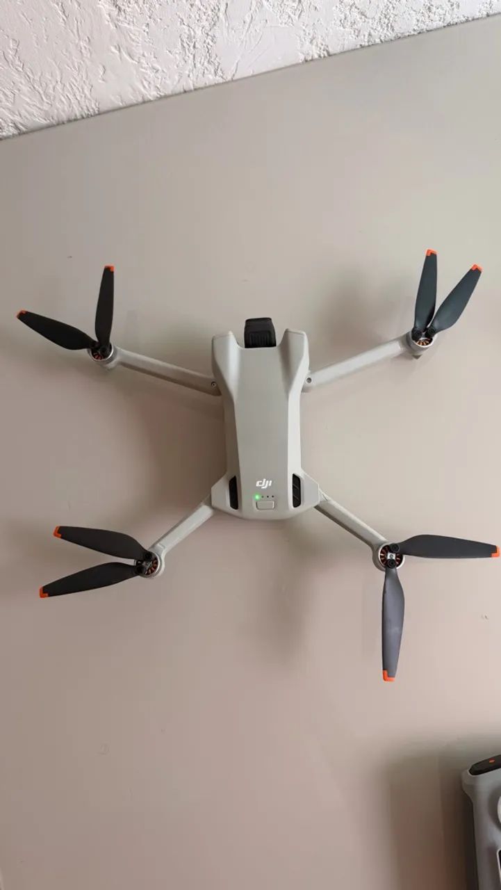 Drone DJI Mini 3 controle com tela - Foto 4