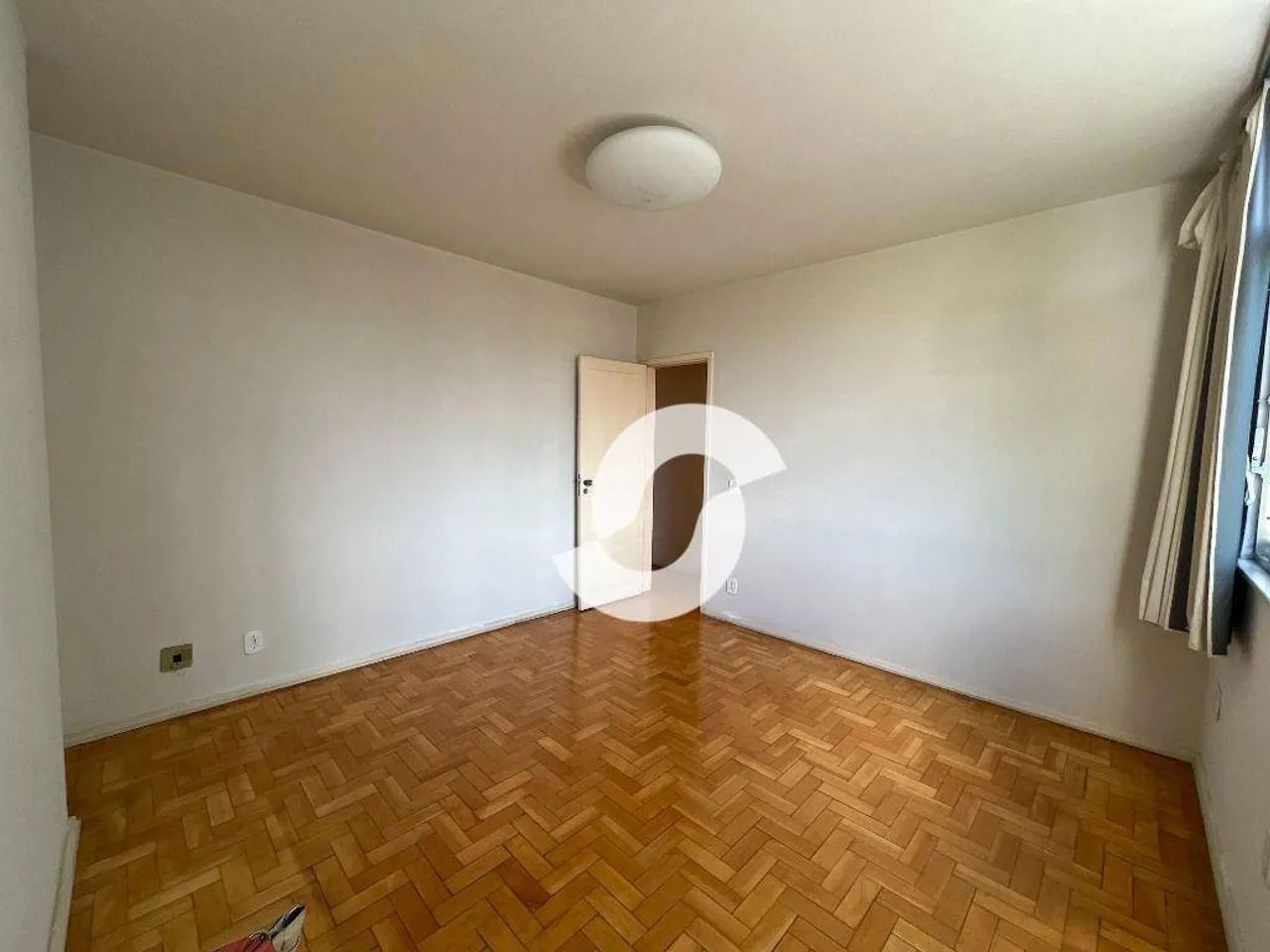 OPORTUNIDADE!! Jd Icaraí, Excelente 3 quartos com depend. completa! - R$449mil - Foto 3