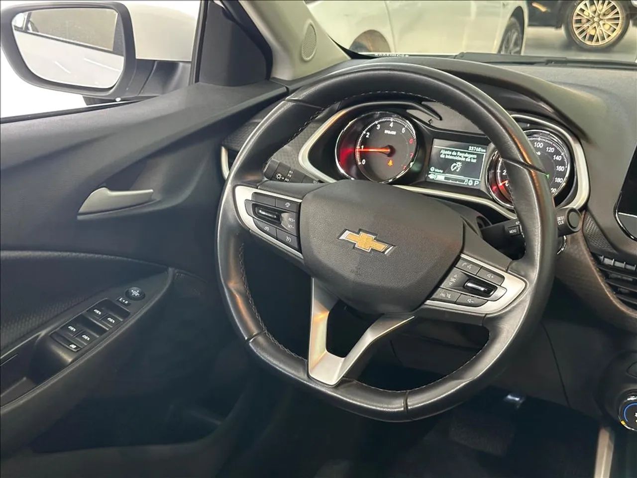 Chevrolet Onix Plus LTZ 1.0 12V TB Flex Aut. 4P 2025 - Foto 6