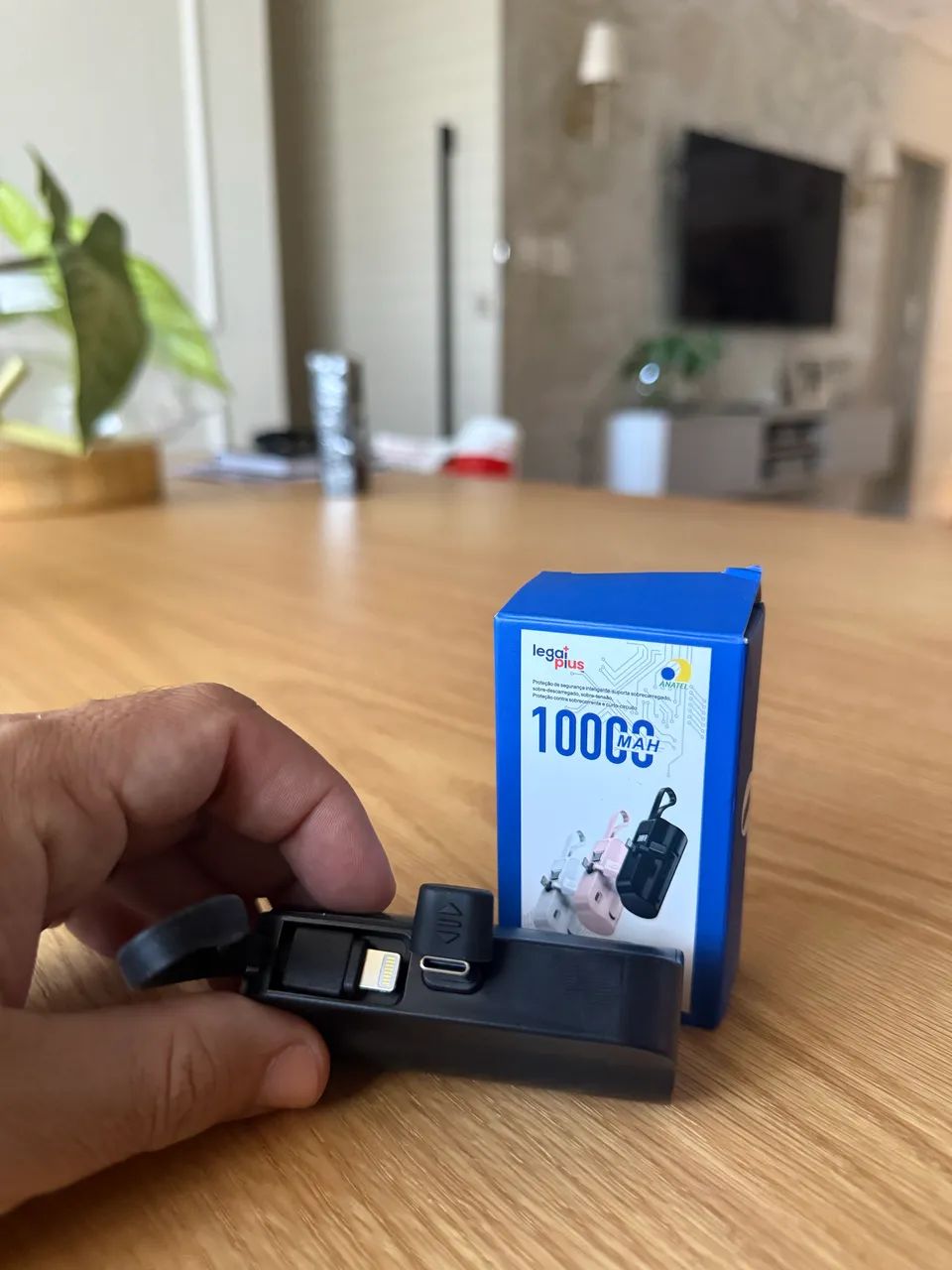 Bateria externa compacta IPhone/USB C/ Lightning / com Base  - Foto 2