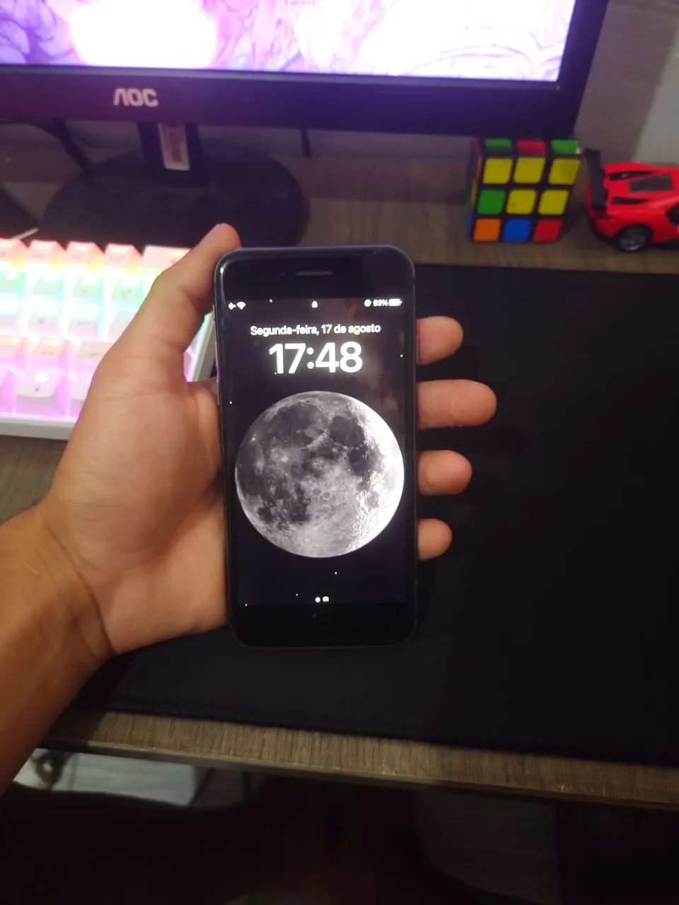 Iphone 8 semi novo - Foto 2