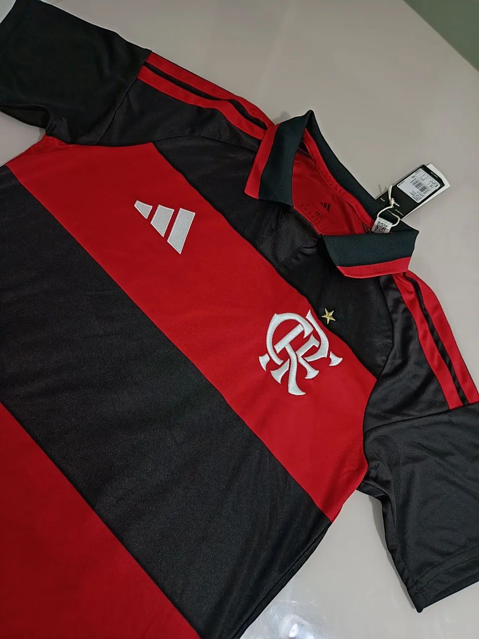 Blusa rubro negra 2026 - Foto 2