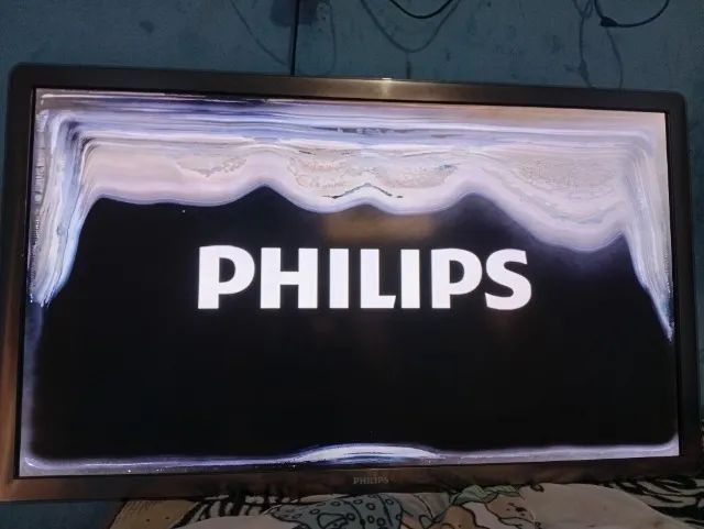 Tv com tela quebrada  - Foto 2