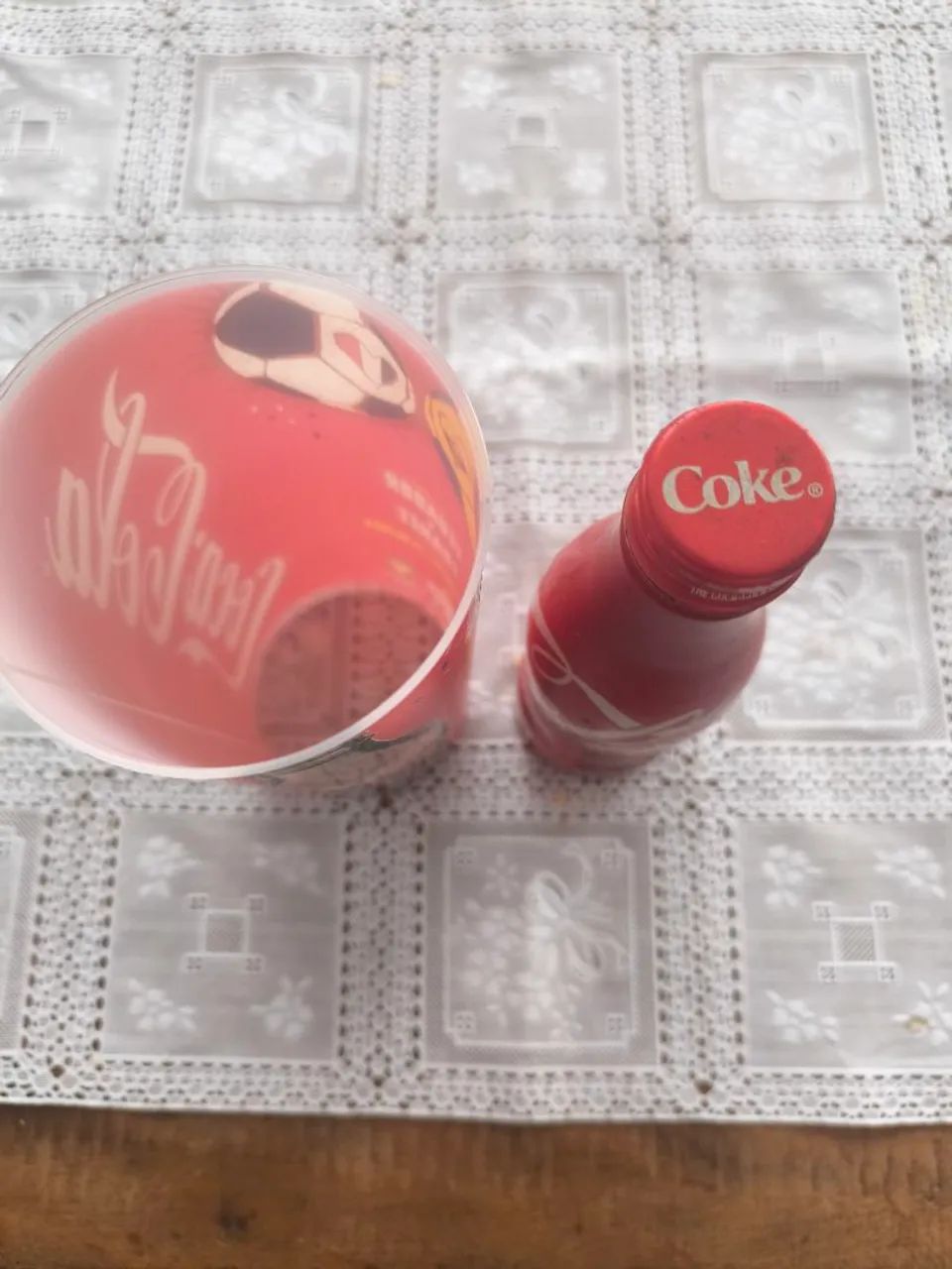 Garrafa e copo - coca cola  - Foto 3