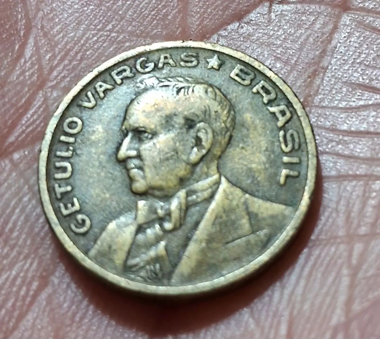 Moedas Antigas de 50 Centavos  - Foto 2