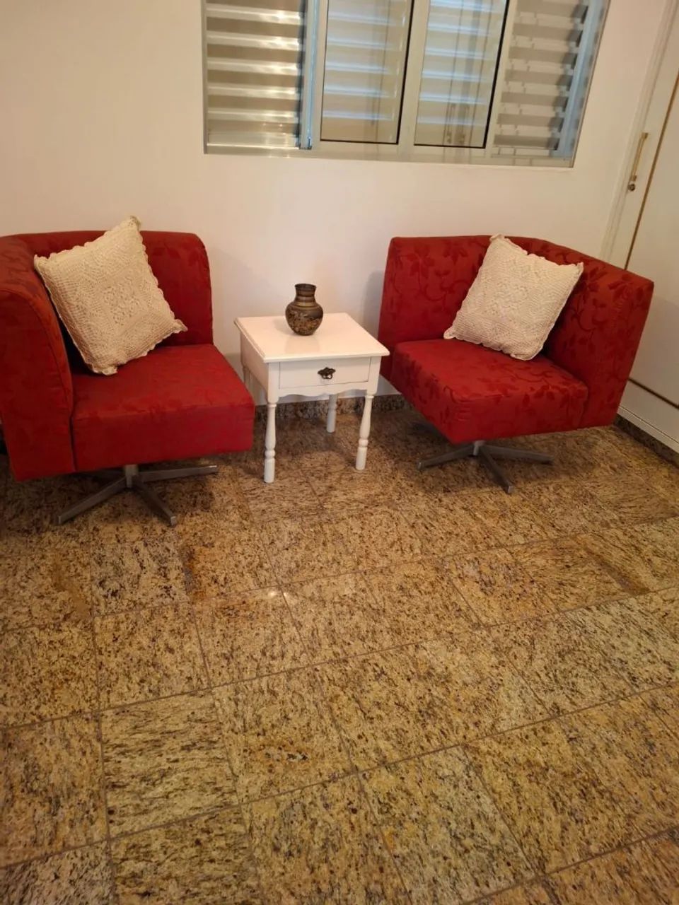 Duas poltronas giratoriad - Foto 2