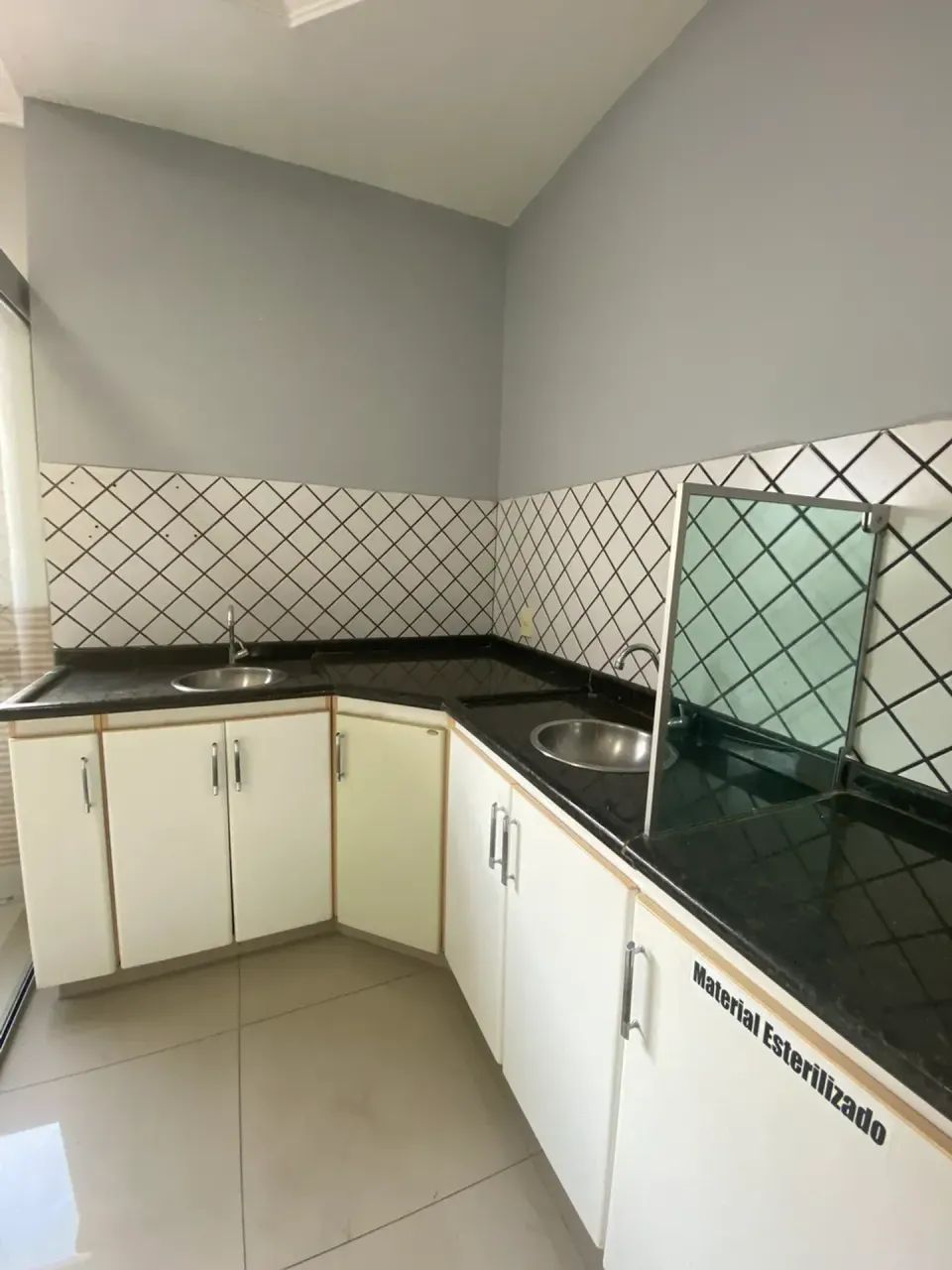 Consultório para aluguel possui 55 metros quadrados em Centro - Anápolis - GO - Foto 7