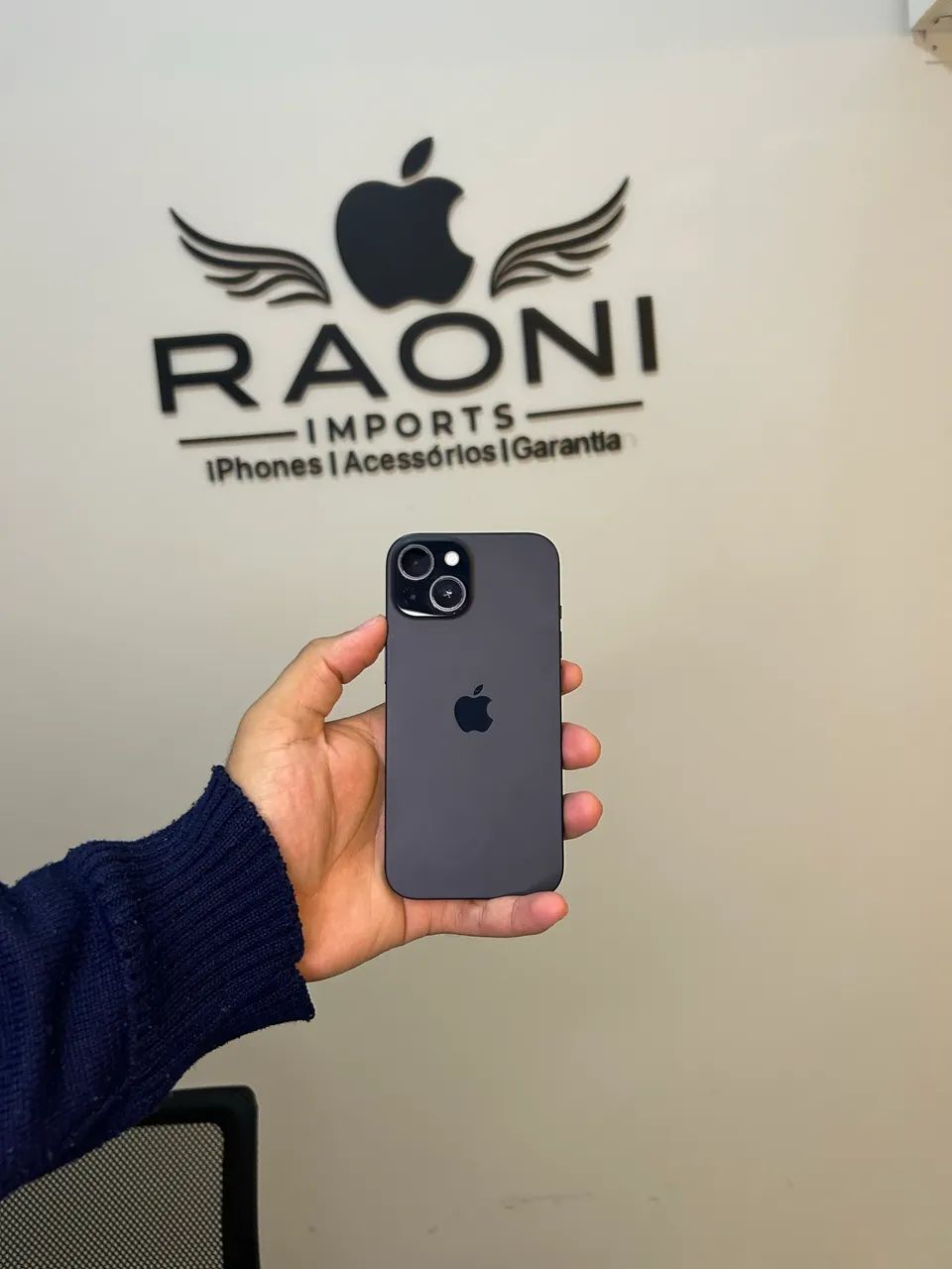 iPhone 15 128GB - Bateria 84% - Bem conservado