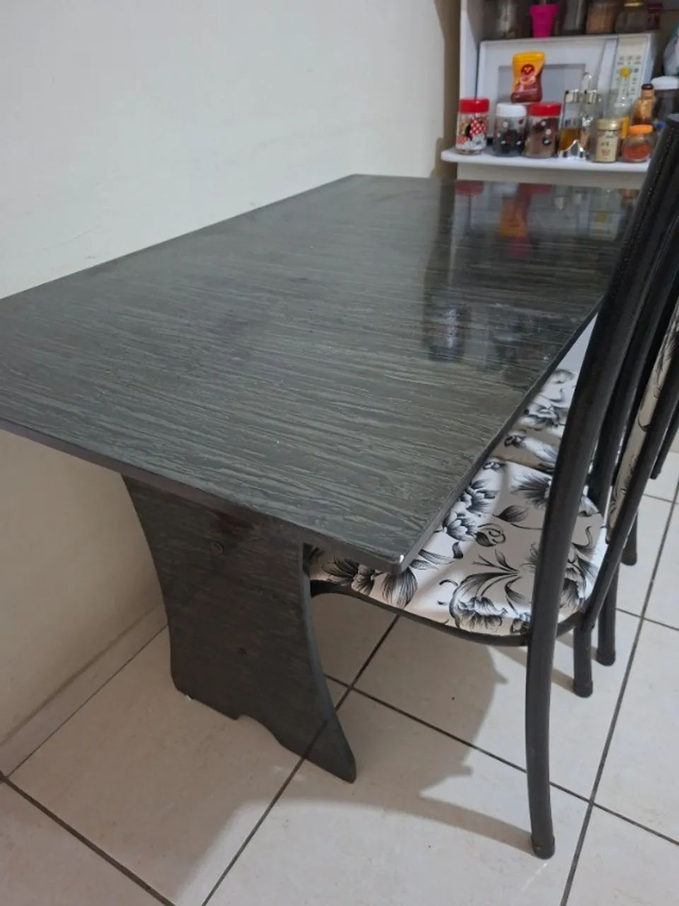 Mesa de cozinha retangular