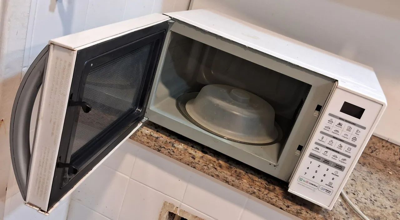 Micro-ondas LG 30 litros  - Foto 2