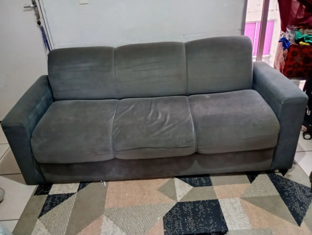 Vende-se sofá em ótimas condições R$270.00 - Foto 2