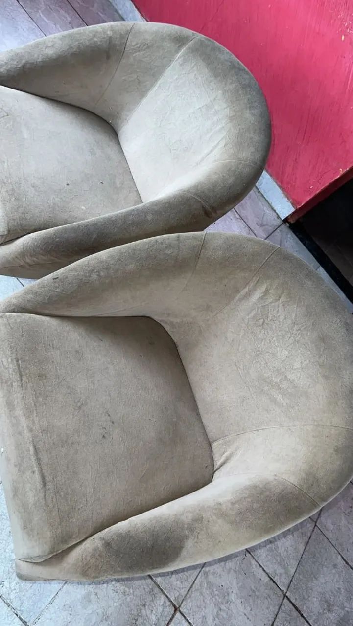 Vendo duas poltronas 