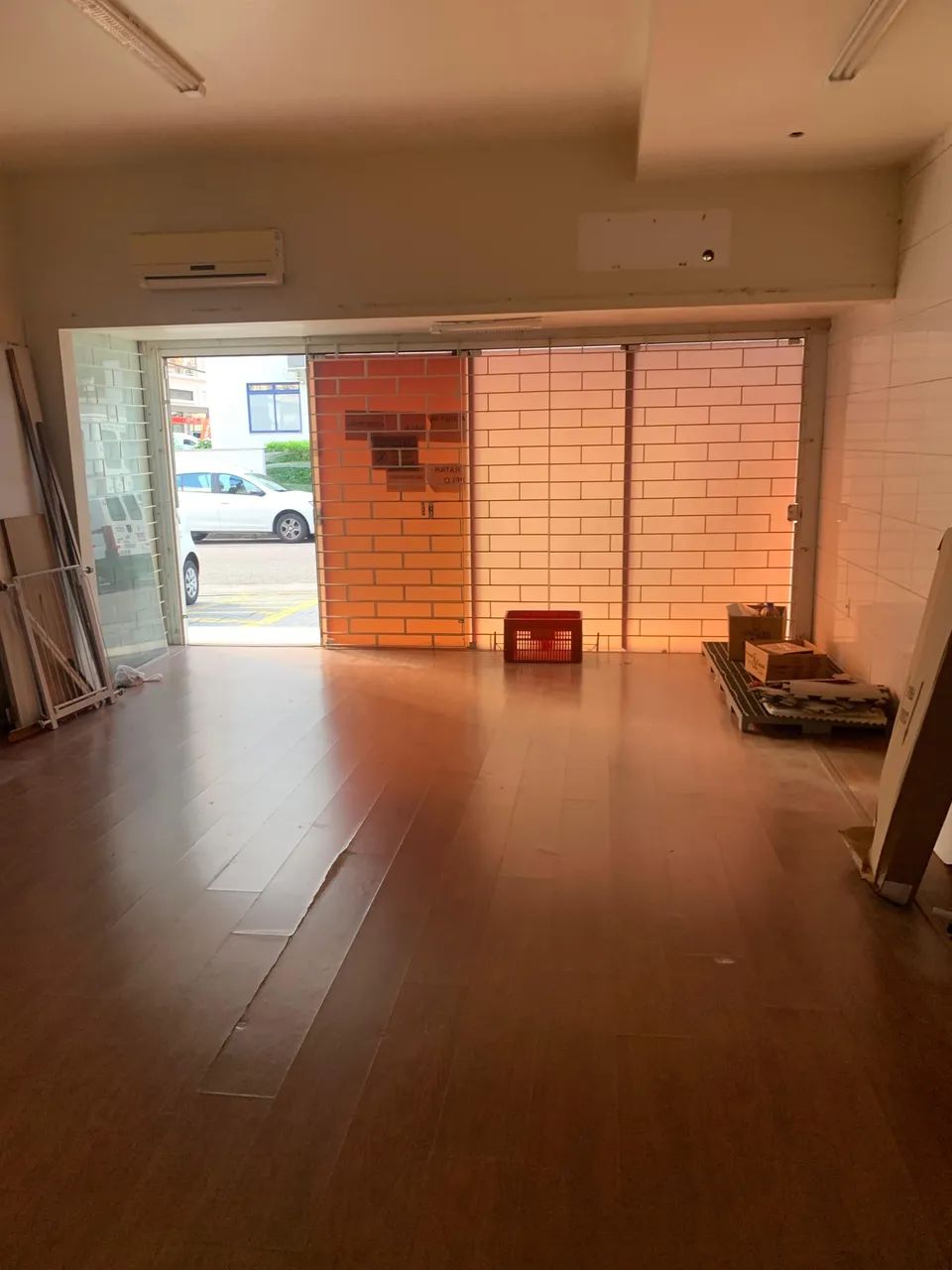 Alugo sala comercial frente rua  - Foto 5