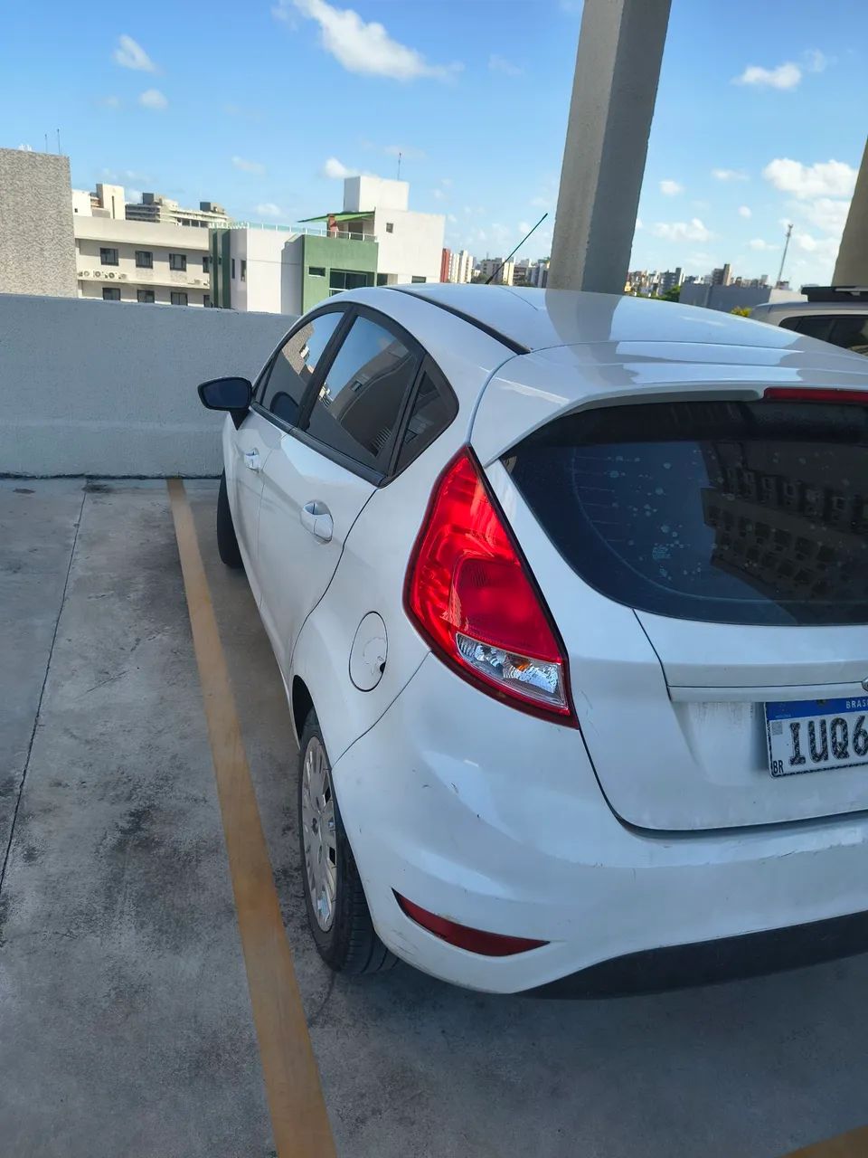 Ford Fiesta Fiesta 1.5 16V Flex Mec. 5p 2014