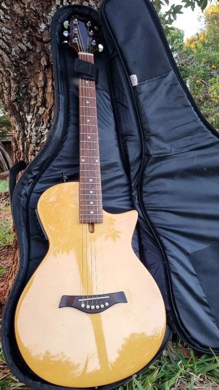 Violão condor