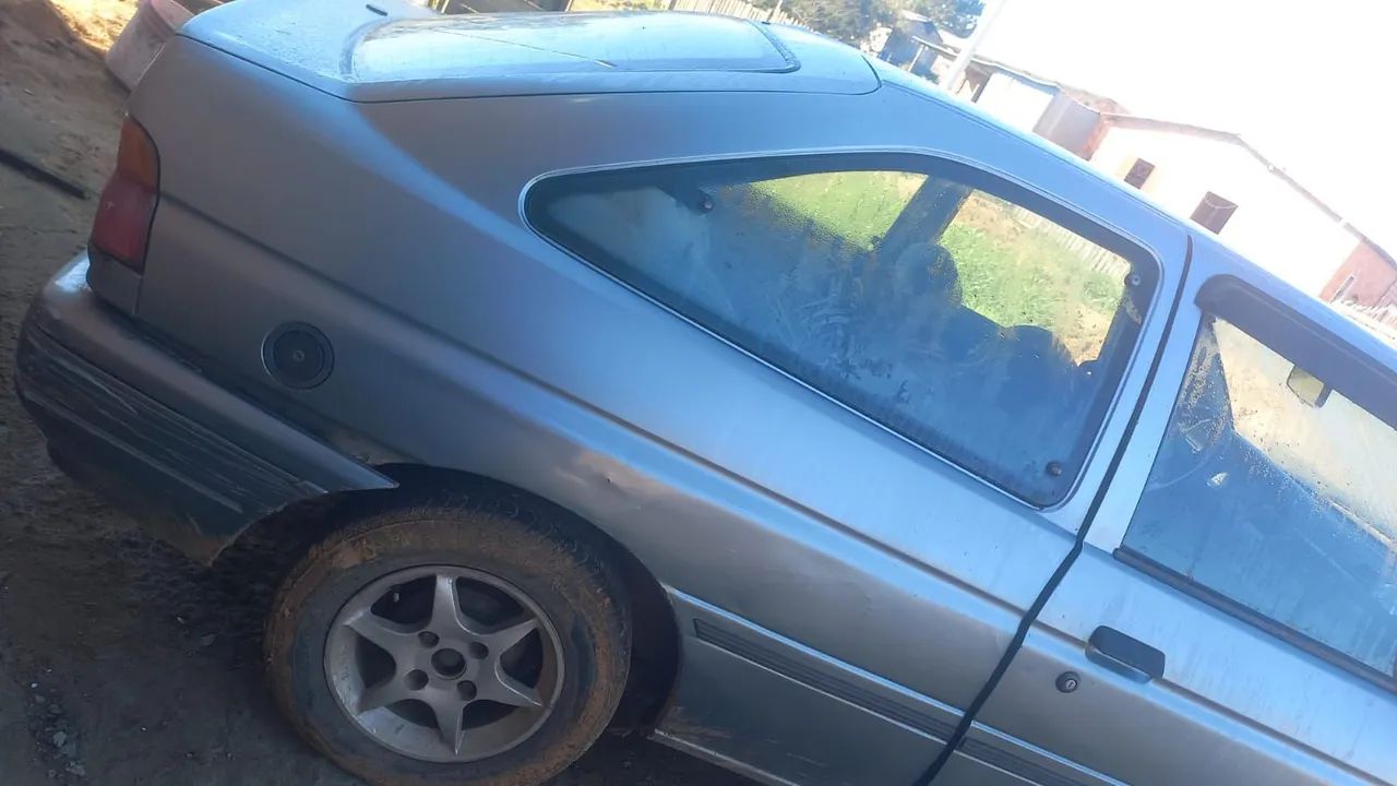 Ford Escort L/lx 1.6 1993 - Foto 4