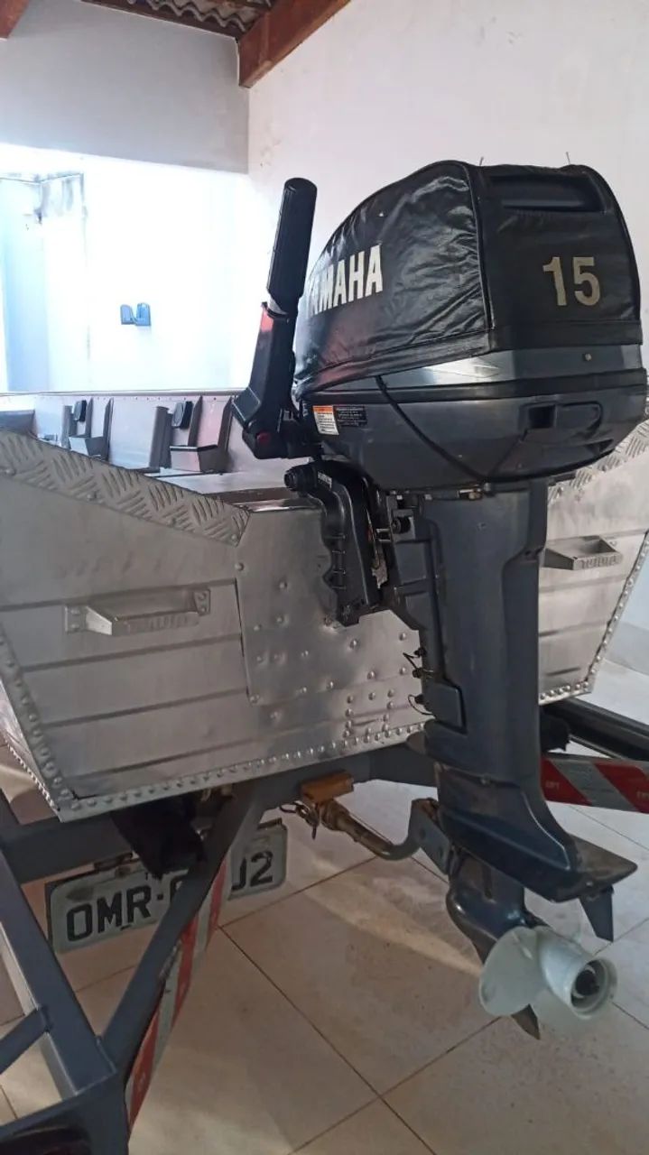 Canoa e motor 15 hp