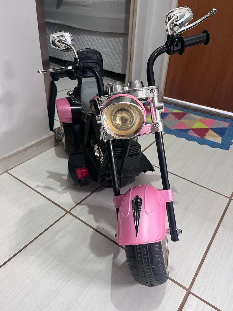 Moto elétrica infantil 