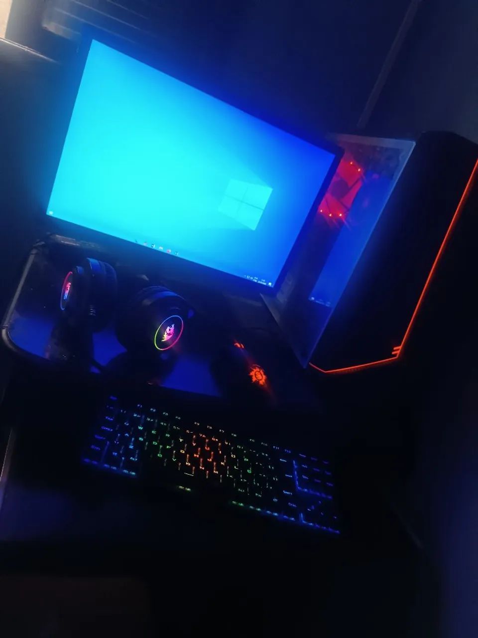 Pc gamer, com tudo, mesa e acessórios  - Foto 3