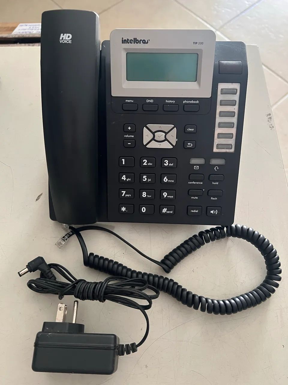 Aparelhos Ip Intelbras TIP 200 com fonte.
