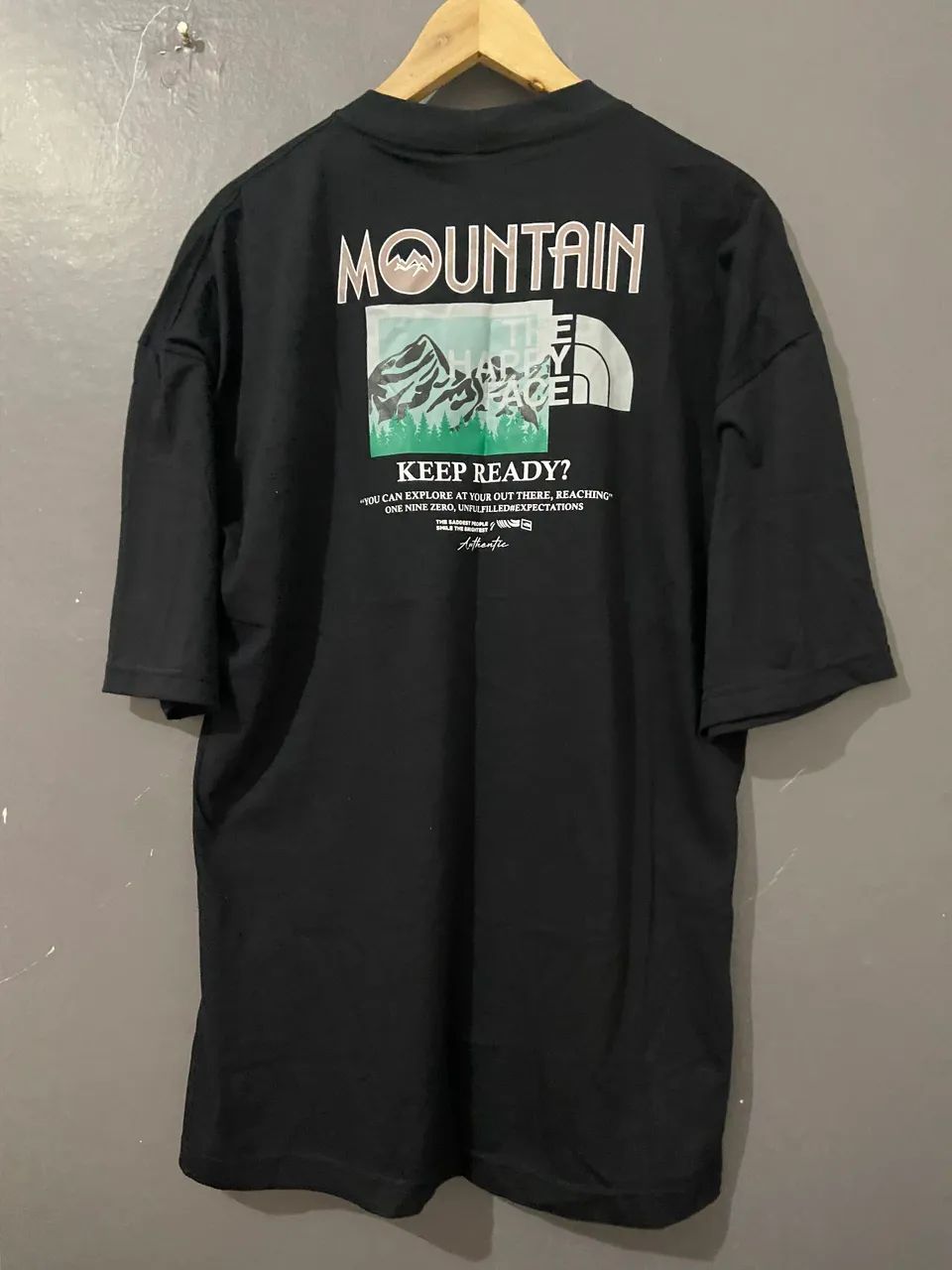 Camiseta The North Face "Mountain" - Foto 2