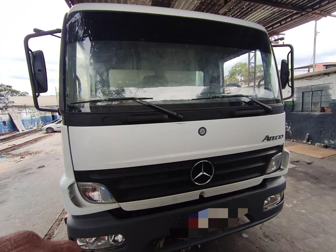 Atego 1418 - Foto 2
